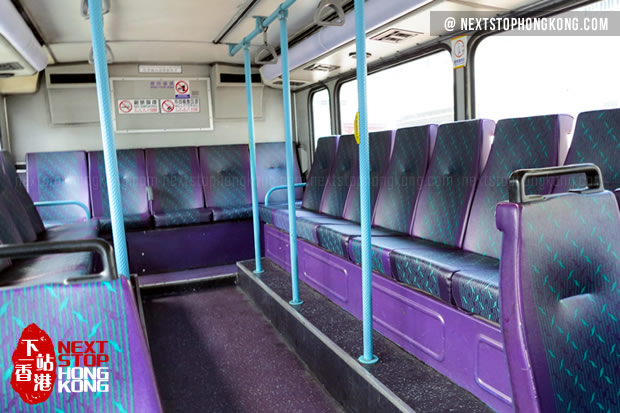 în interiorul autobuzului 15C până la vârful tramvaiului