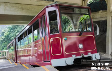 Peak Tram går Opp Til Victoria Peak 